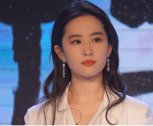 娱乐吃瓜君刘亦菲是谁